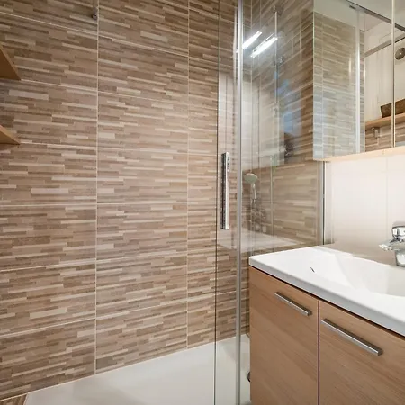 Apartment Vitalo 401 With Sea View Located On The Dike, Cleaning Included Koksijde